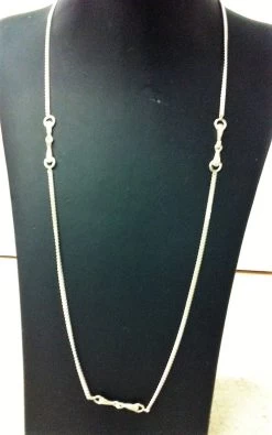 Three Bits On A Chain