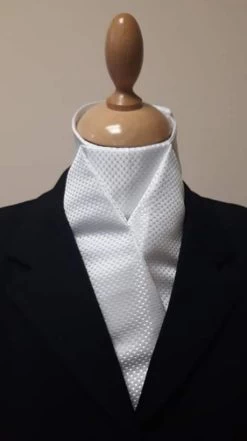 Stock Tie Devises - White -Horse Riding Equipment SQ 715534